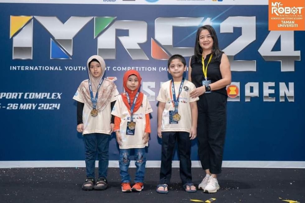 NAWWARAH DAARISAH FAAEZAH BINTI MOHD FAIRUZ