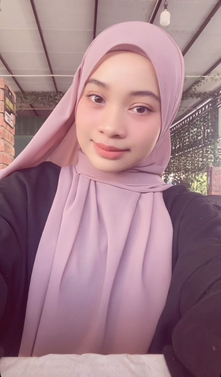 WAN ARIANA ZULAIKHA BINTI WAN FAIRULIMRAN